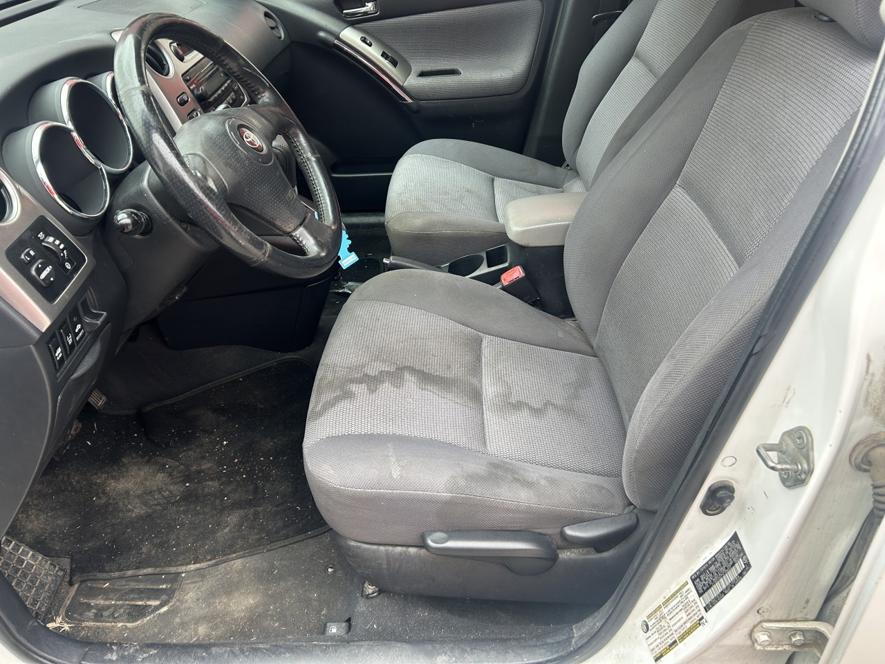 https://f005.backblazeb2.com/file/img-partshotlines-com/Inventory/EX304/Vehicle/29471_12.jpg