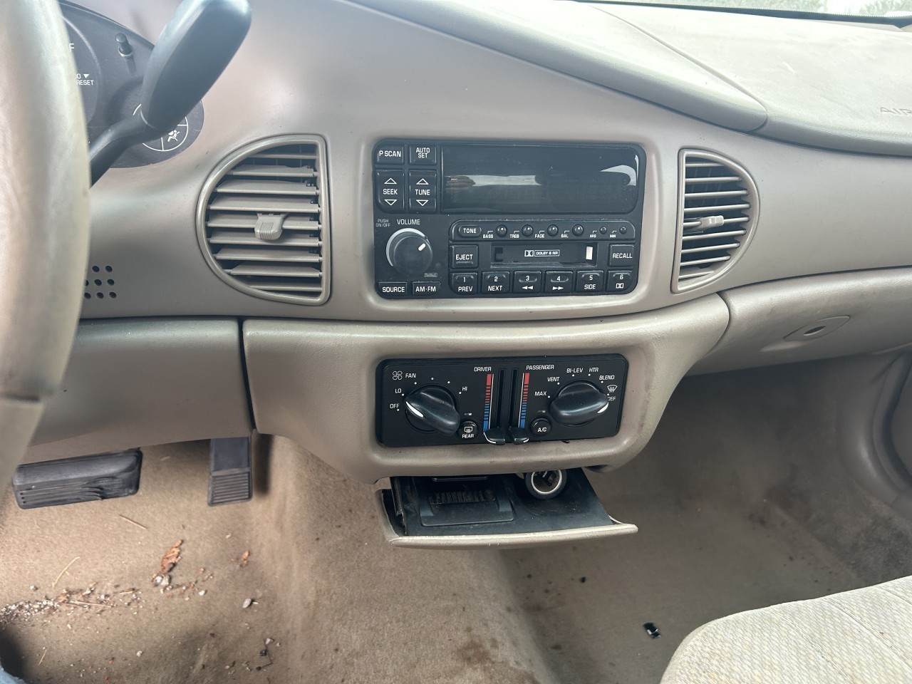 https://f005.backblazeb2.com/file/img-partshotlines-com/Inventory/EX304/Vehicle/29591_09.jpg