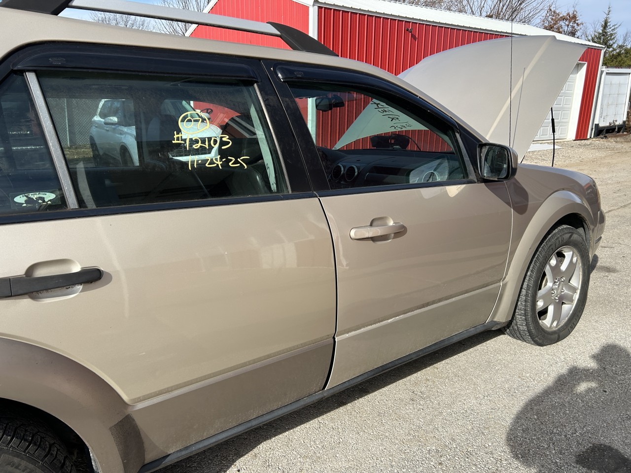 https://f005.backblazeb2.com/file/img-partshotlines-com/Inventory/EX304/Vehicle/29676_06.jpg