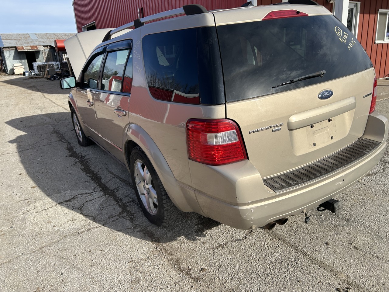 https://f005.backblazeb2.com/file/img-partshotlines-com/Inventory/EX304/Vehicle/29676_09.jpg