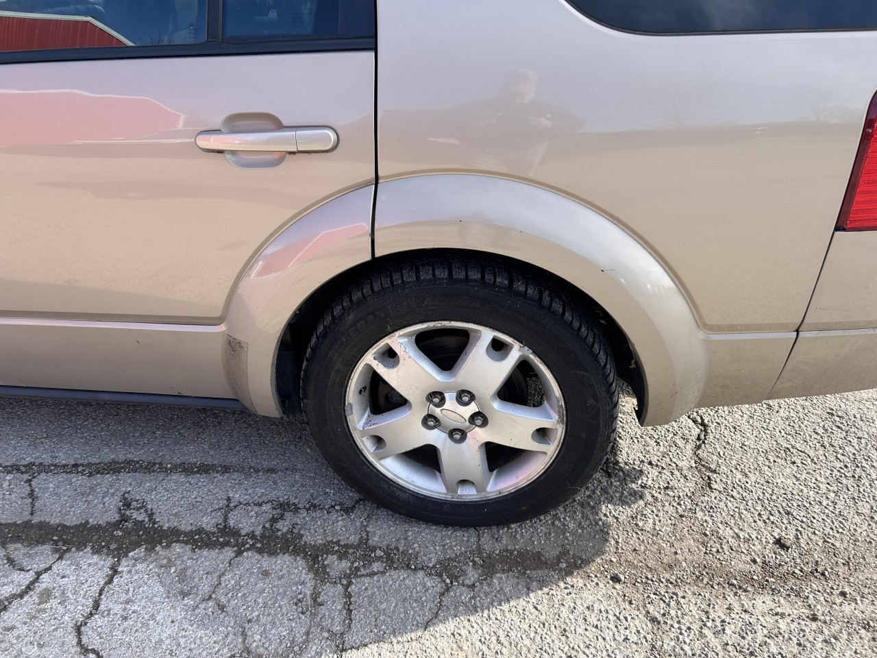 https://f005.backblazeb2.com/file/img-partshotlines-com/Inventory/EX304/Vehicle/29676_10.jpg