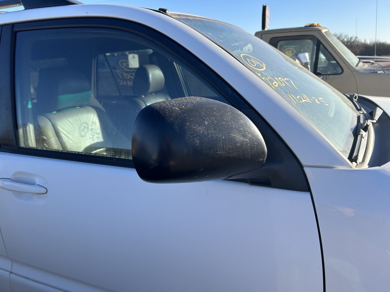 https://f005.backblazeb2.com/file/img-partshotlines-com/Inventory/EX304/Vehicle/29830_02.jpg