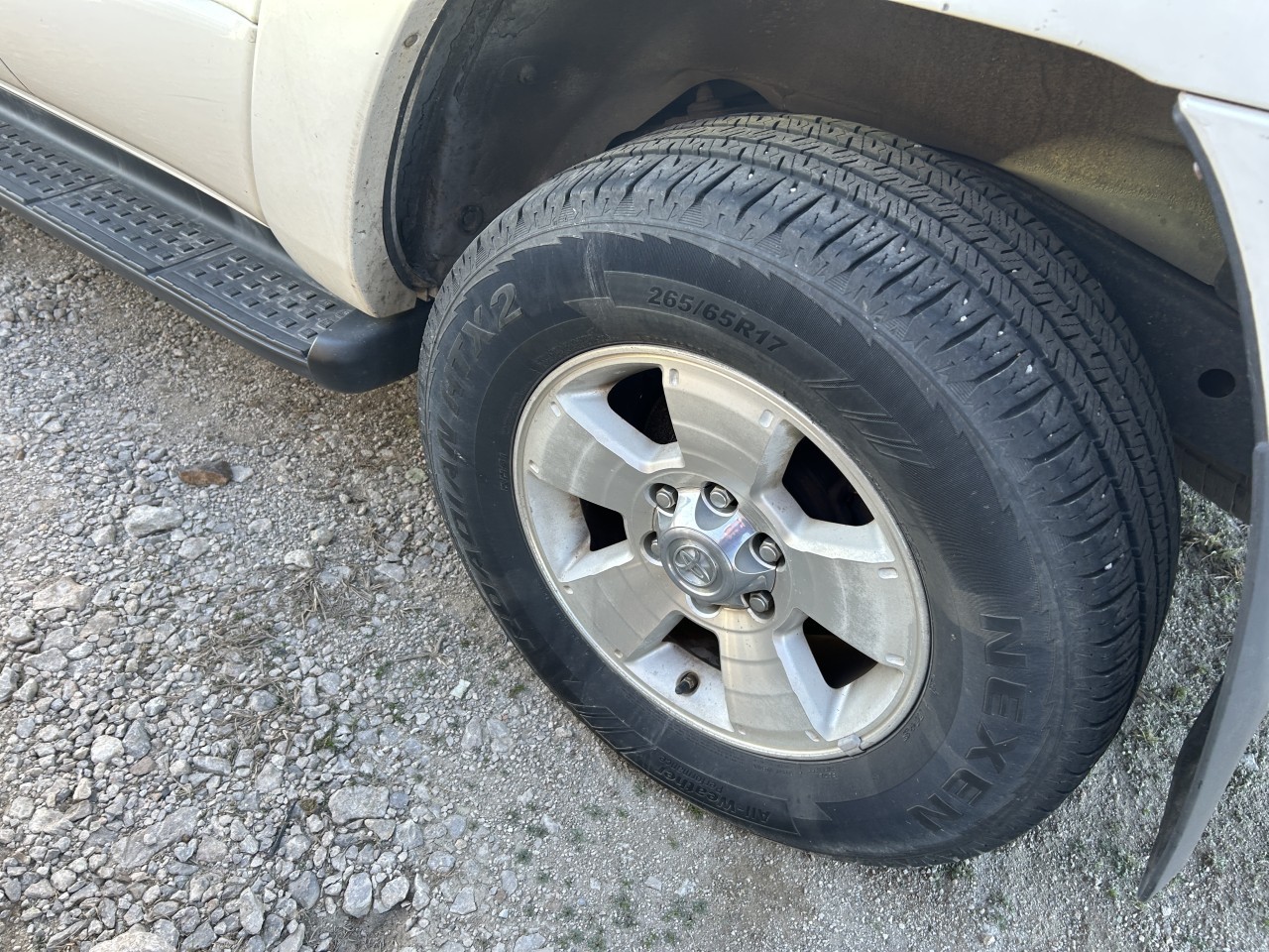 https://f005.backblazeb2.com/file/img-partshotlines-com/Inventory/EX304/Vehicle/29830_06.jpg