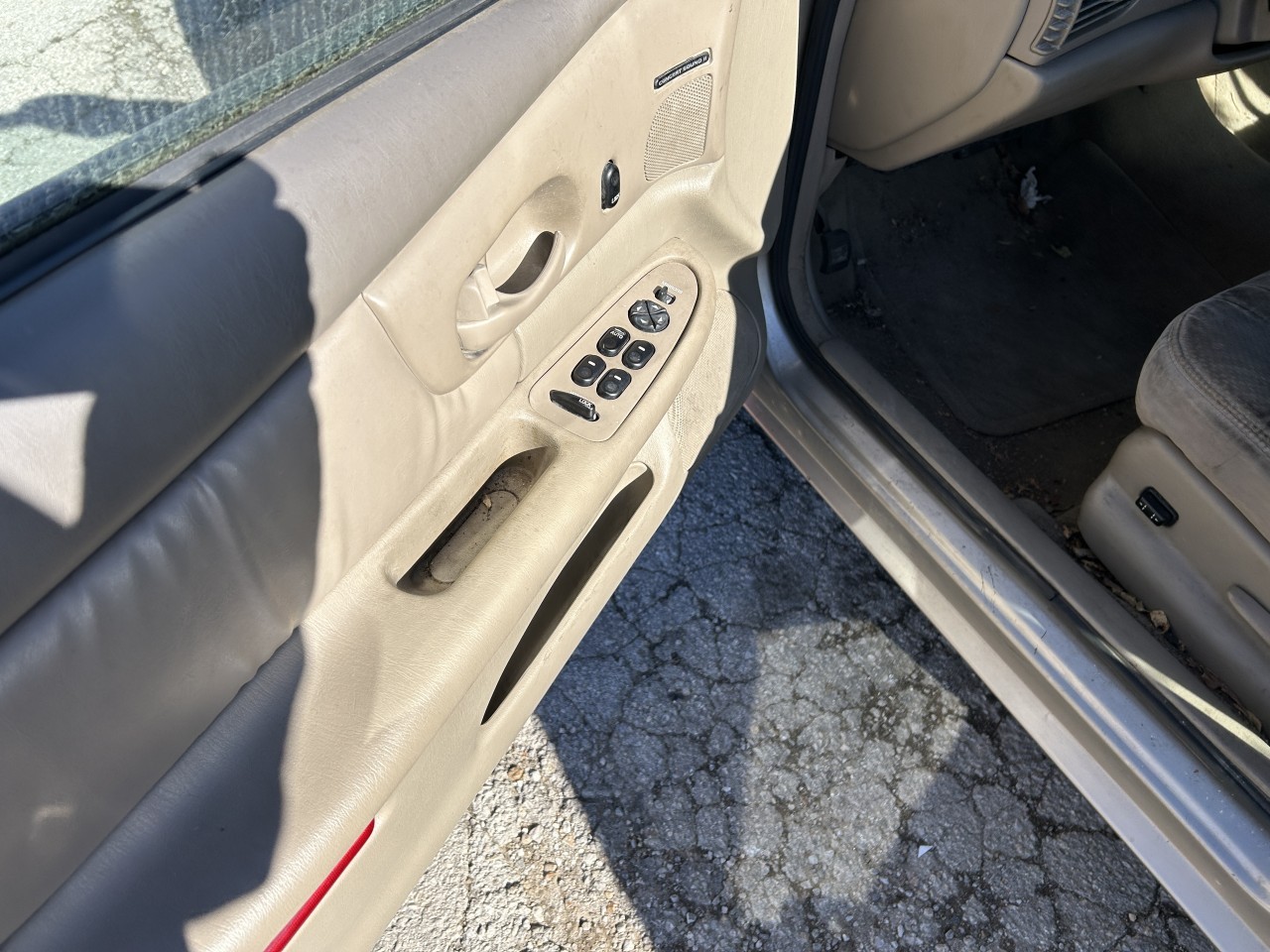 https://f005.backblazeb2.com/file/img-partshotlines-com/Inventory/EX304/Vehicle/29837_10.jpg