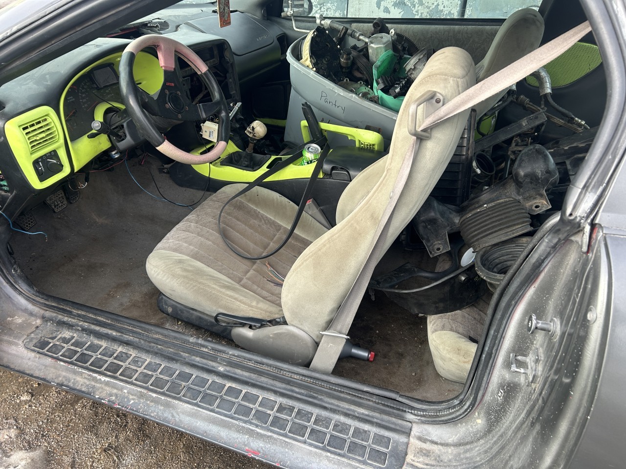https://f005.backblazeb2.com/file/img-partshotlines-com/Inventory/EX304/Vehicle/30014_08.jpg