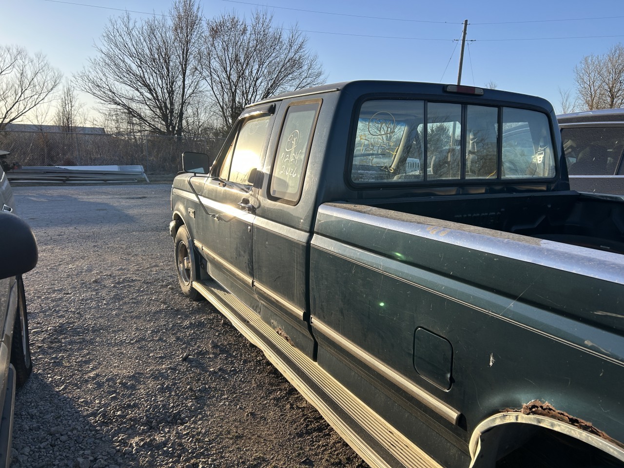 https://f005.backblazeb2.com/file/img-partshotlines-com/Inventory/EX304/Vehicle/30153_03.jpg