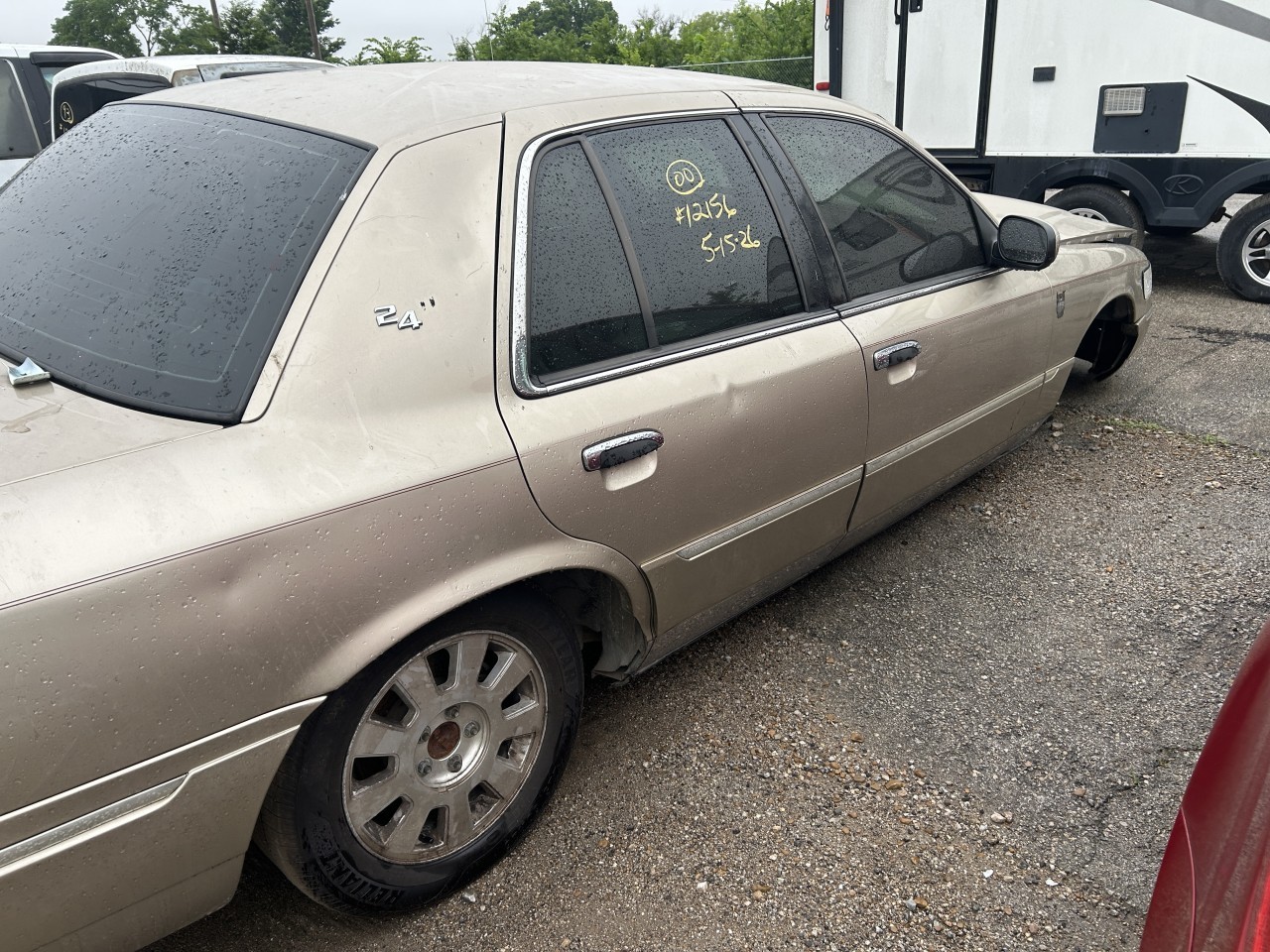 https://f005.backblazeb2.com/file/img-partshotlines-com/Inventory/EX304/Vehicle/30647_03.jpg