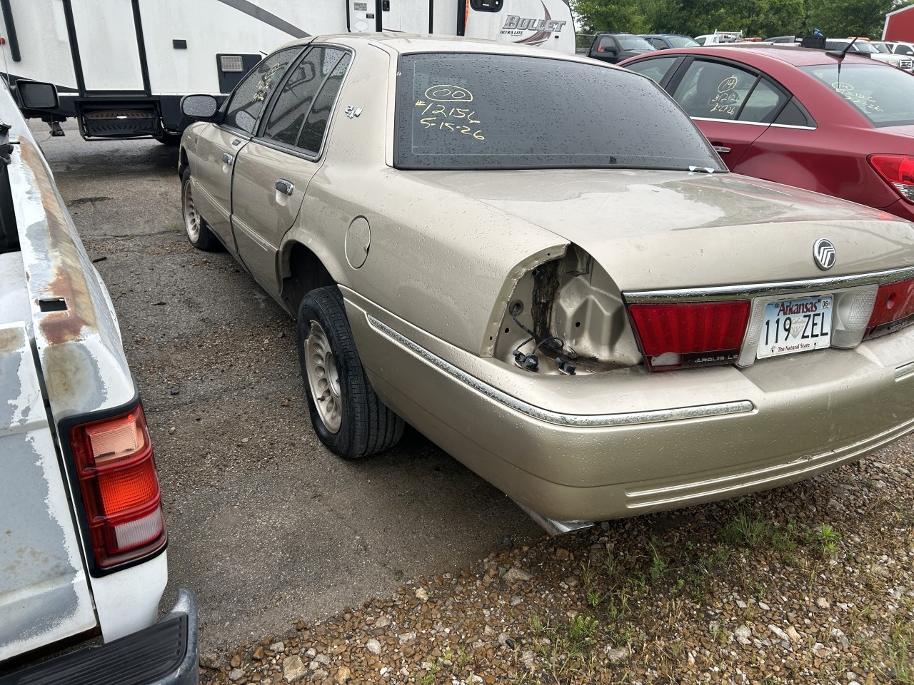 https://f005.backblazeb2.com/file/img-partshotlines-com/Inventory/EX304/Vehicle/30647_05.jpg