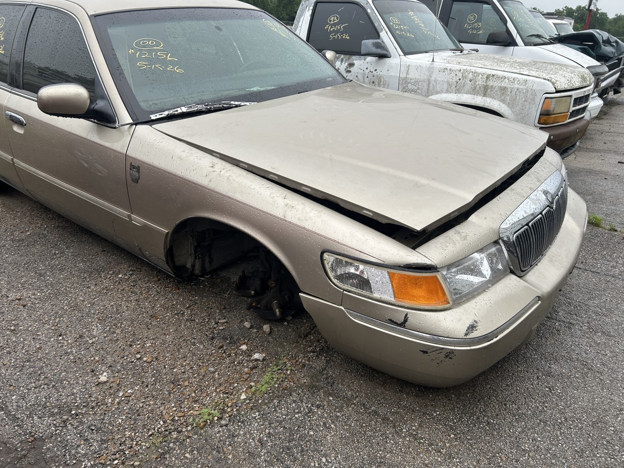 https://f005.backblazeb2.com/file/img-partshotlines-com/Inventory/EX304/Vehicle/30647_11.jpg
