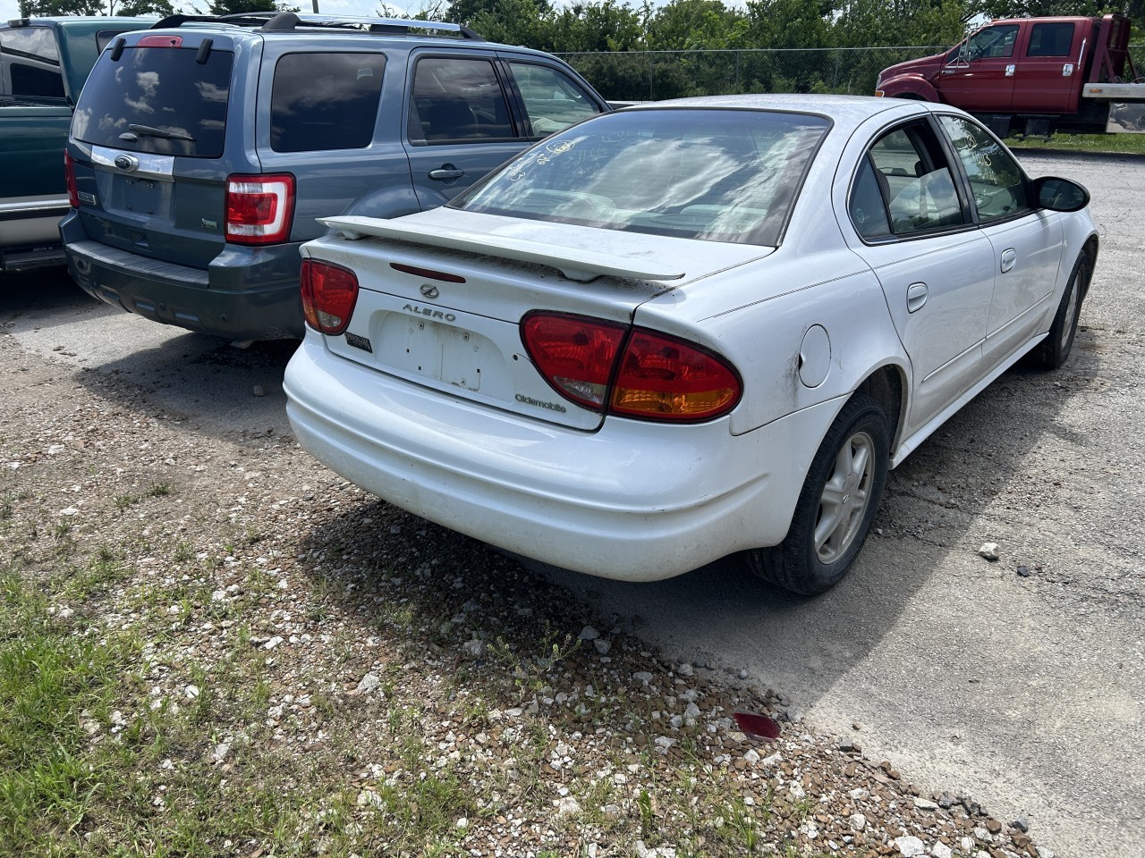 https://f005.backblazeb2.com/file/img-partshotlines-com/Inventory/EX304/Vehicle/30757_09.jpg