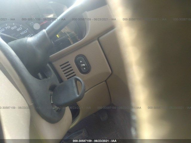 https://f005.backblazeb2.com/file/img-partshotlines-com/Inventory/EX333/2021/21153/AED3AA17E8F2488CA26BA4AC951BC950011.jpg