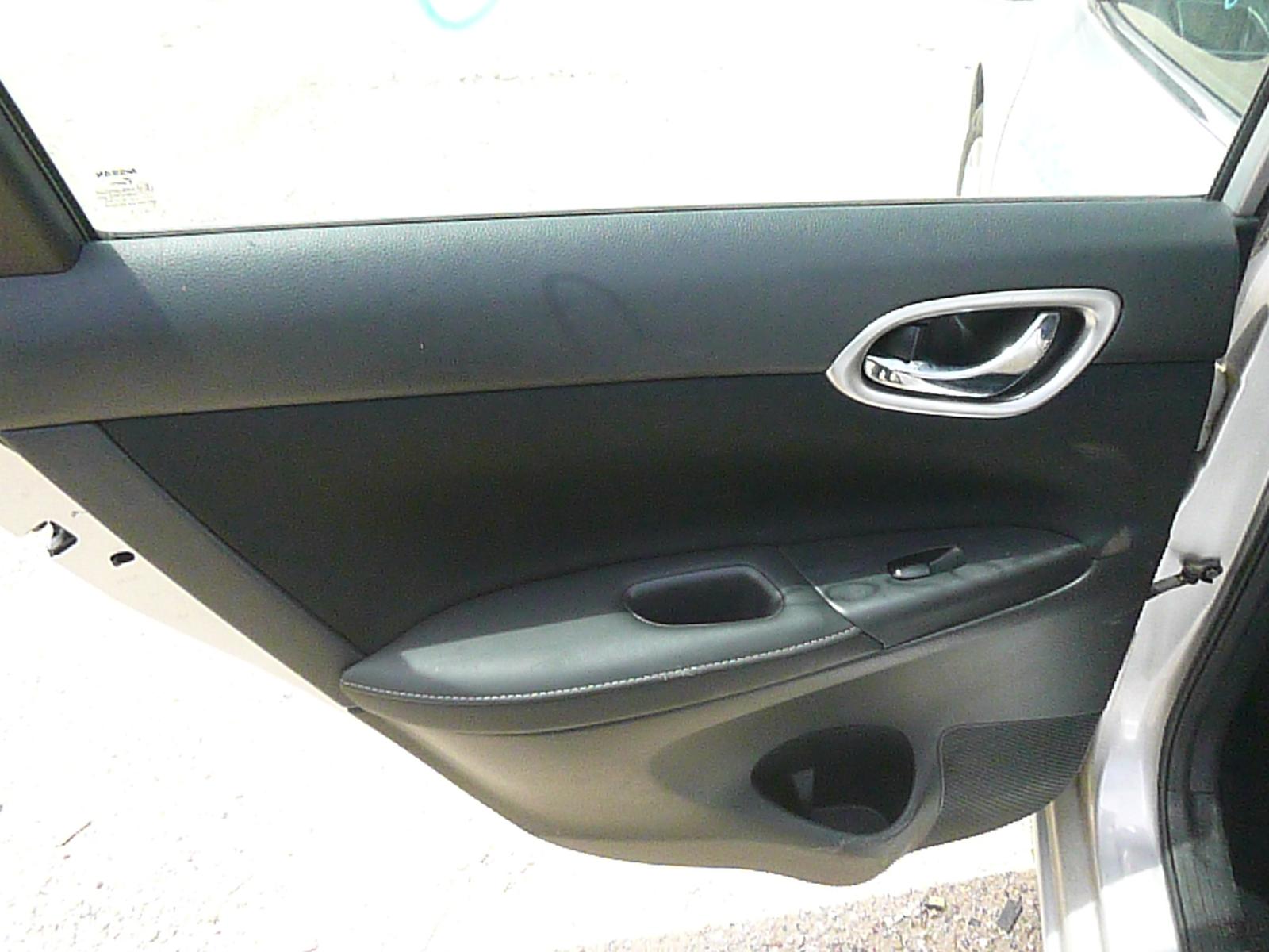 h/g/a/g/a/fd688883-c7a9-4147-9295-c5ff6568058d.jpg