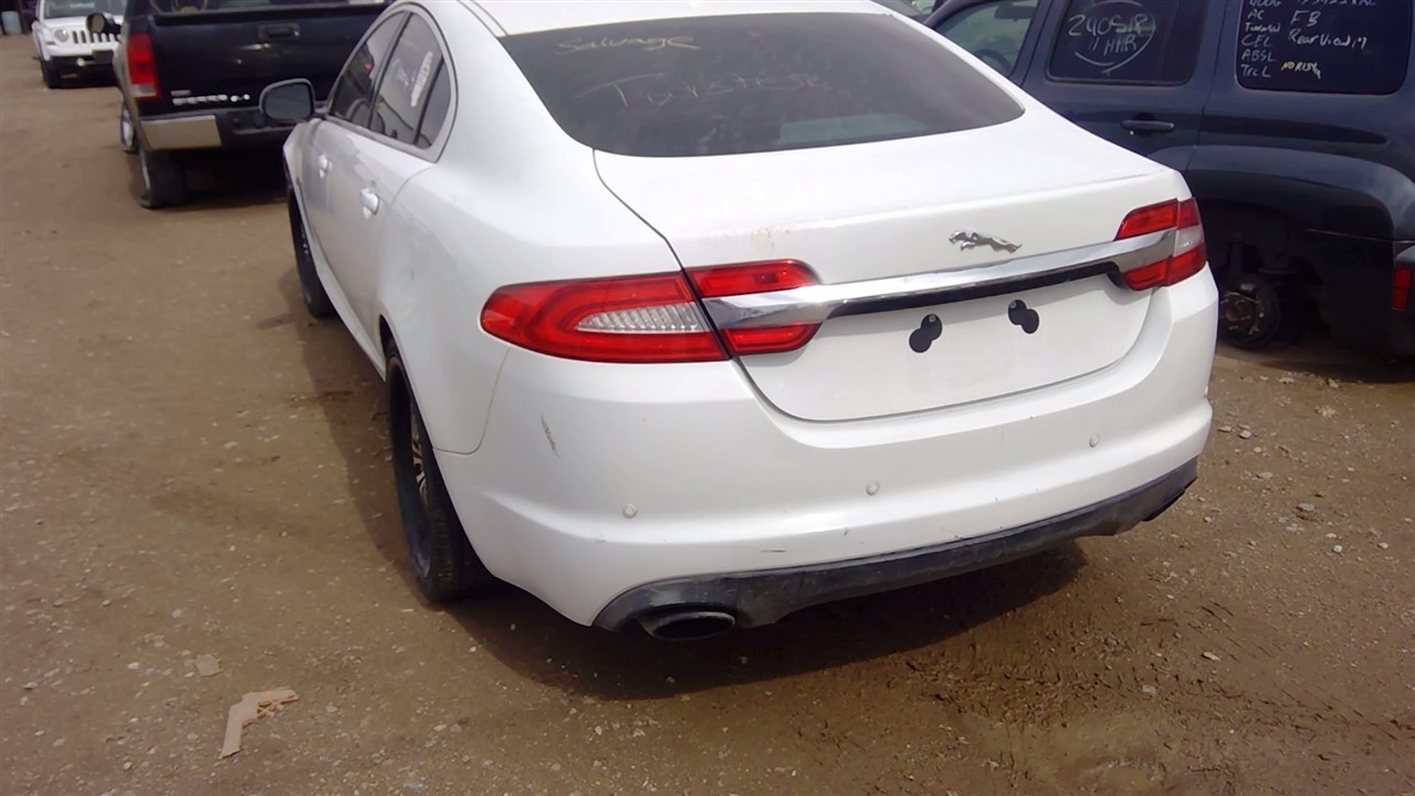 https://f005.backblazeb2.com/file/img-partshotlines-com/Inventory/EX366/Vehicle/10078_10.jpg