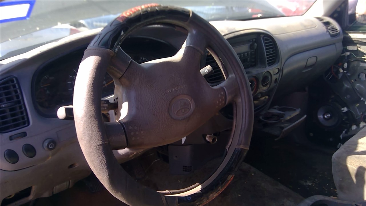 https://f005.backblazeb2.com/file/img-partshotlines-com/Inventory/EX366/Vehicle/10126_01.jpg
