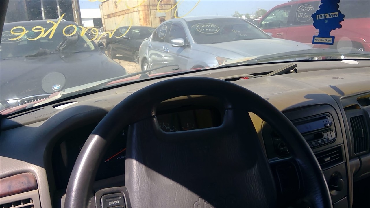 https://f005.backblazeb2.com/file/img-partshotlines-com/Inventory/EX366/Vehicle/10140_03.jpg