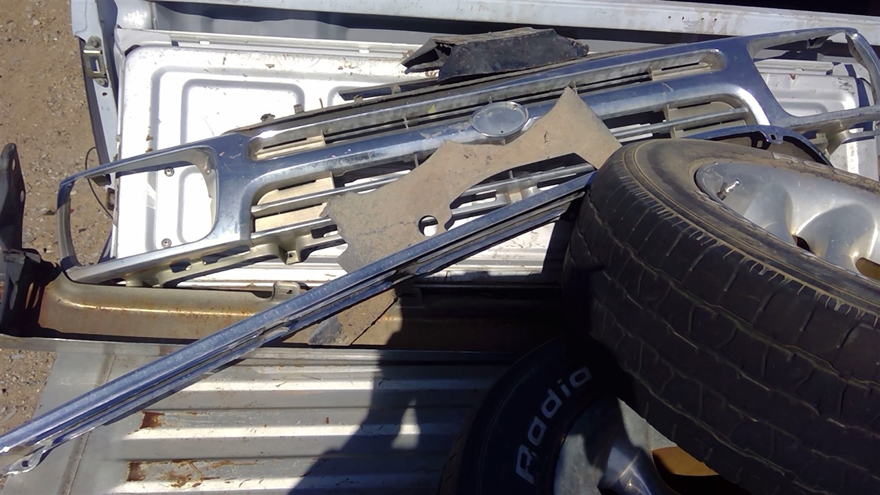 https://f005.backblazeb2.com/file/img-partshotlines-com/Inventory/EX366/Vehicle/10173_06.jpg