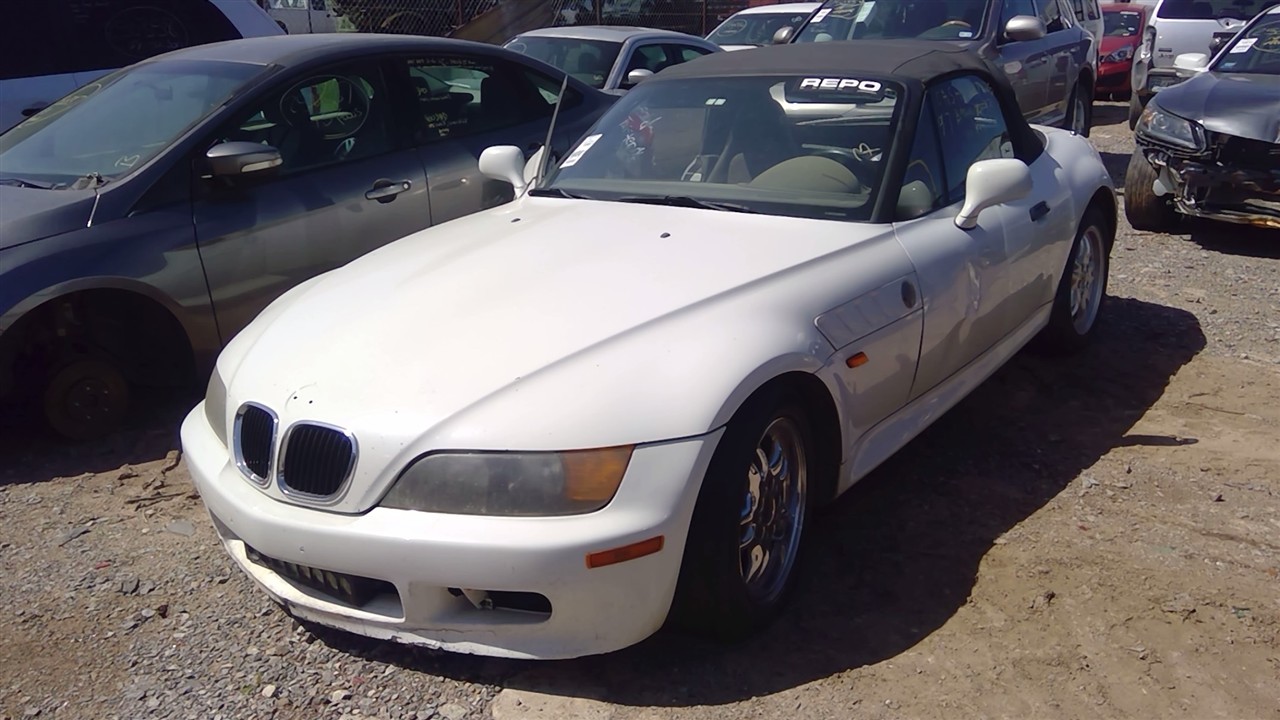 https://f005.backblazeb2.com/file/img-partshotlines-com/Inventory/EX366/Vehicle/10206_04.jpg