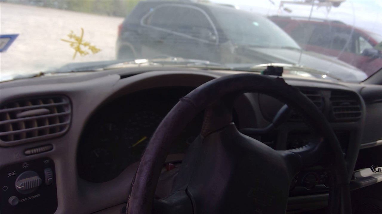 https://f005.backblazeb2.com/file/img-partshotlines-com/Inventory/EX366/Vehicle/10210_04.jpg