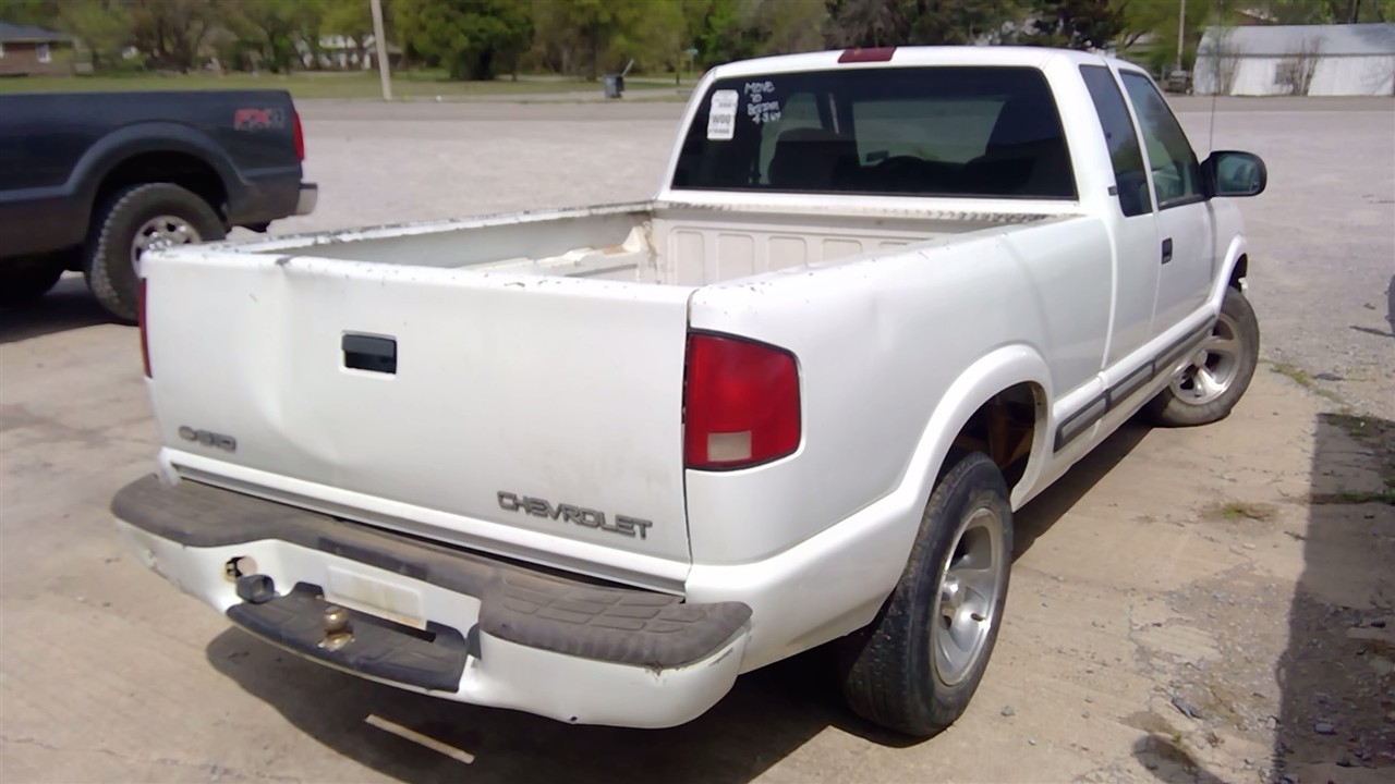 https://f005.backblazeb2.com/file/img-partshotlines-com/Inventory/EX366/Vehicle/10210_08.jpg