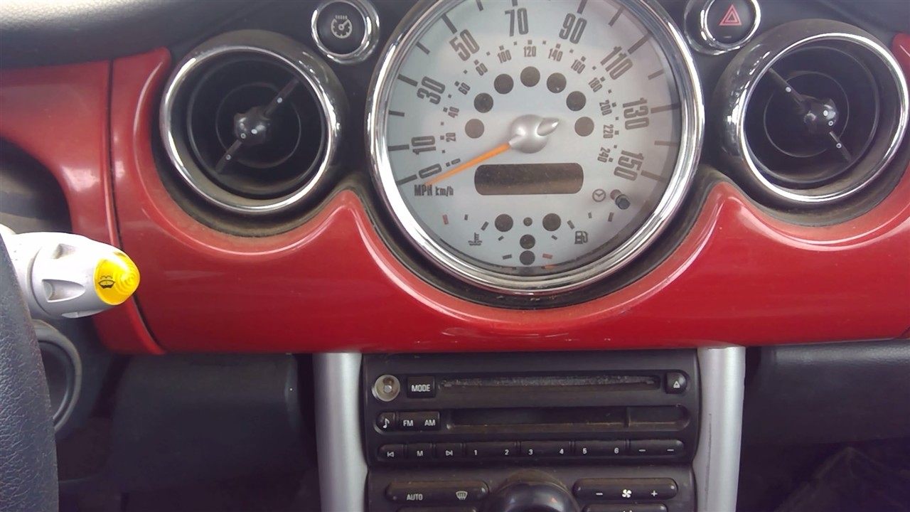 https://f005.backblazeb2.com/file/img-partshotlines-com/Inventory/EX366/Vehicle/10214_02.jpg