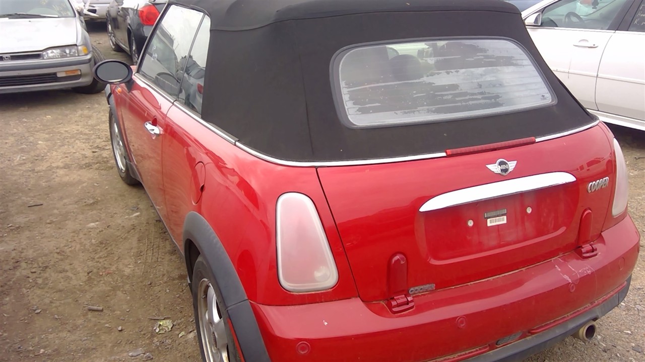 https://f005.backblazeb2.com/file/img-partshotlines-com/Inventory/EX366/Vehicle/10214_10.jpg