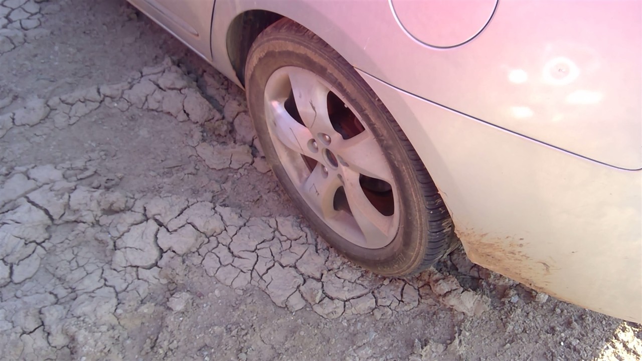 https://f005.backblazeb2.com/file/img-partshotlines-com/Inventory/EX366/Vehicle/10247_09.jpg