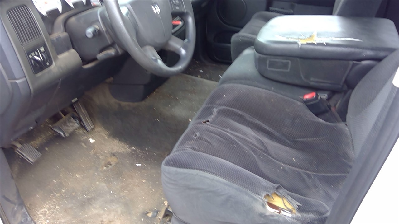 https://f005.backblazeb2.com/file/img-partshotlines-com/Inventory/EX366/Vehicle/10273_04.jpg
