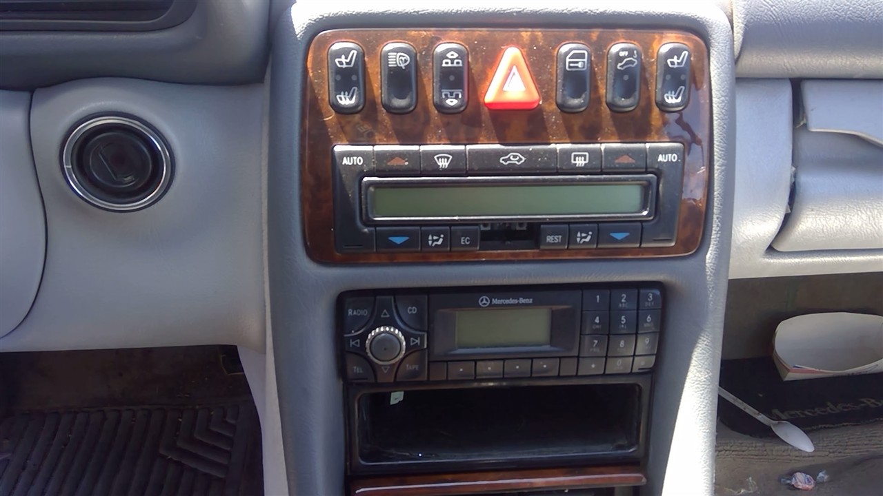 https://f005.backblazeb2.com/file/img-partshotlines-com/Inventory/EX366/Vehicle/10291_01.jpg