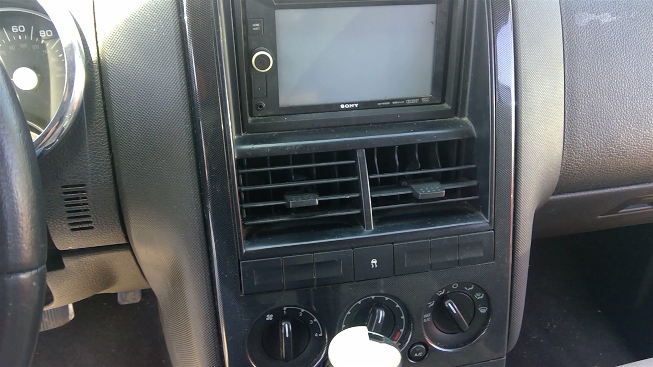 https://f005.backblazeb2.com/file/img-partshotlines-com/Inventory/EX366/Vehicle/10296_01.jpg