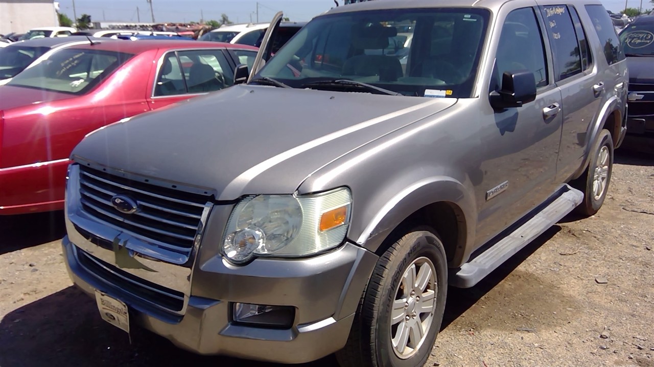 https://f005.backblazeb2.com/file/img-partshotlines-com/Inventory/EX366/Vehicle/10296_05.jpg