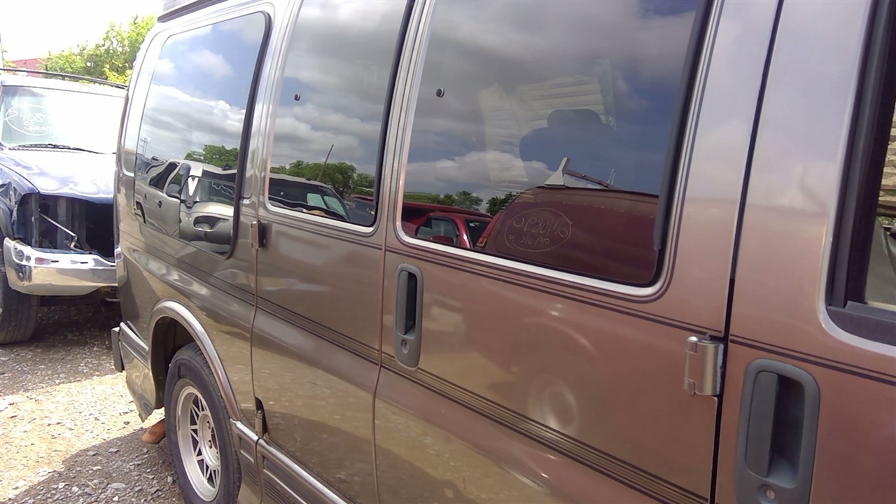 https://f005.backblazeb2.com/file/img-partshotlines-com/Inventory/EX366/Vehicle/10310_07.jpg