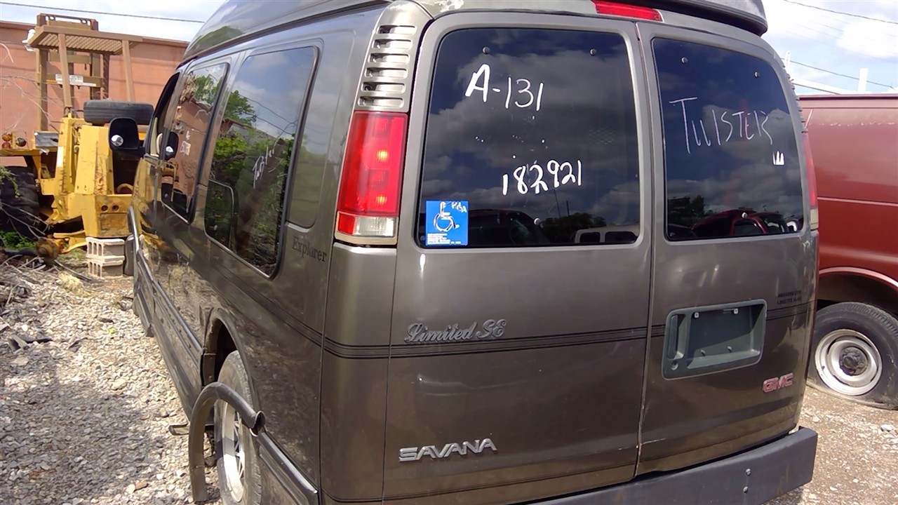 https://f005.backblazeb2.com/file/img-partshotlines-com/Inventory/EX366/Vehicle/10310_09.jpg