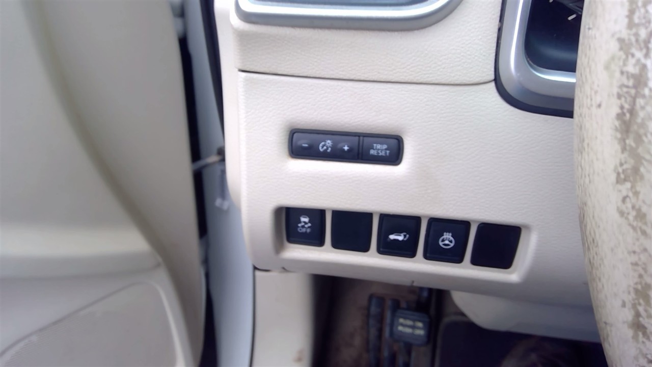https://f005.backblazeb2.com/file/img-partshotlines-com/Inventory/EX366/Vehicle/10366_10.jpg