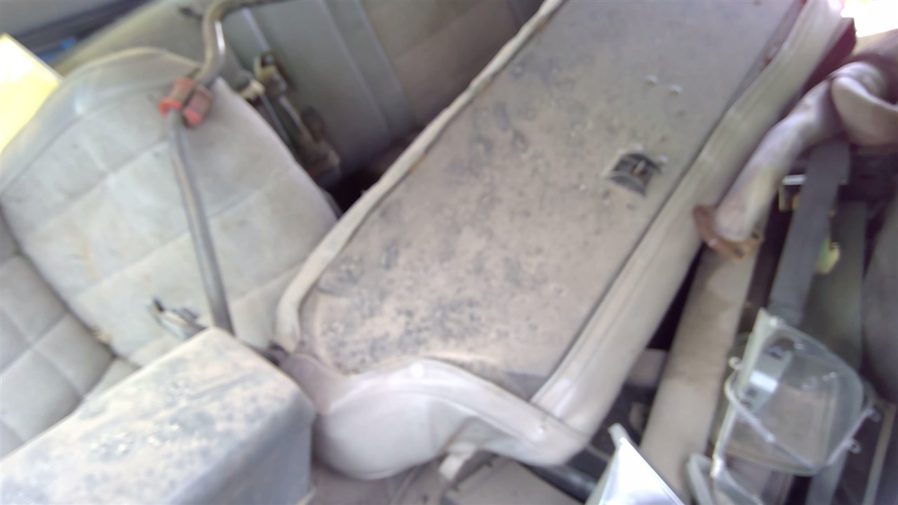 https://f005.backblazeb2.com/file/img-partshotlines-com/Inventory/EX366/Vehicle/10380_02.jpg