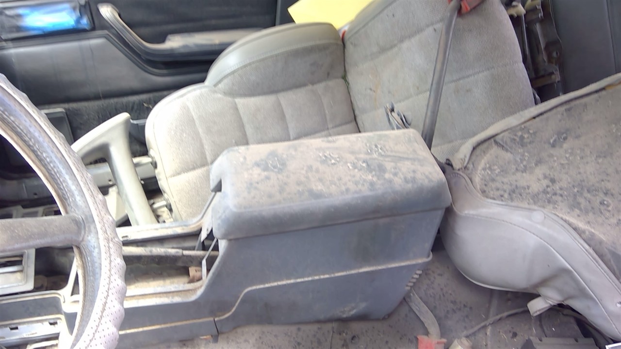 https://f005.backblazeb2.com/file/img-partshotlines-com/Inventory/EX366/Vehicle/10380_04.jpg