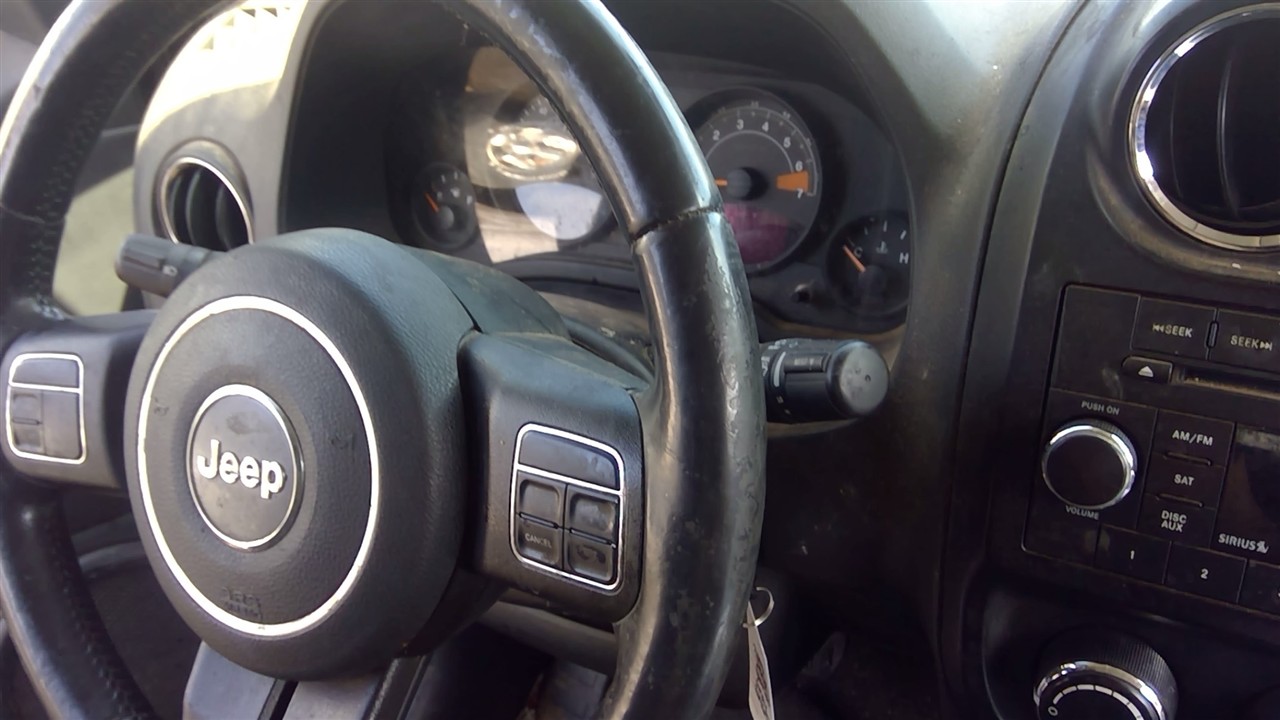https://f005.backblazeb2.com/file/img-partshotlines-com/Inventory/EX366/Vehicle/10399_01.jpg