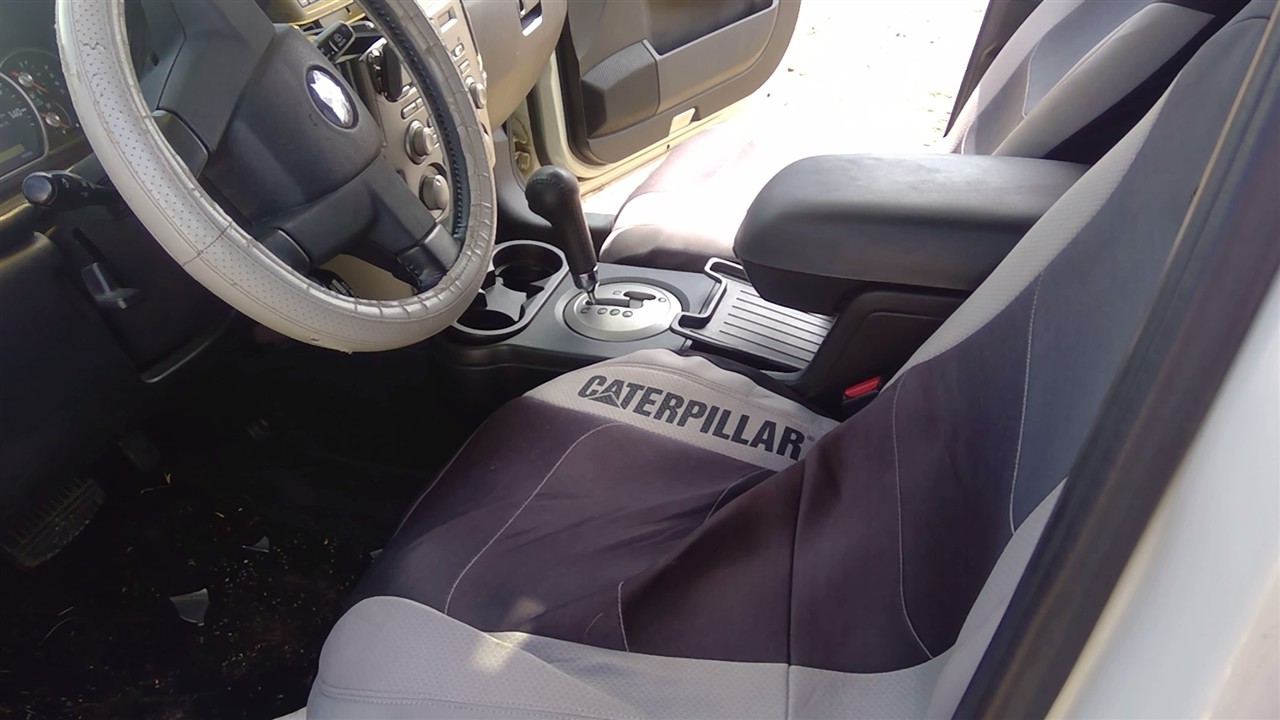 https://f005.backblazeb2.com/file/img-partshotlines-com/Inventory/EX366/Vehicle/10457_06.jpg