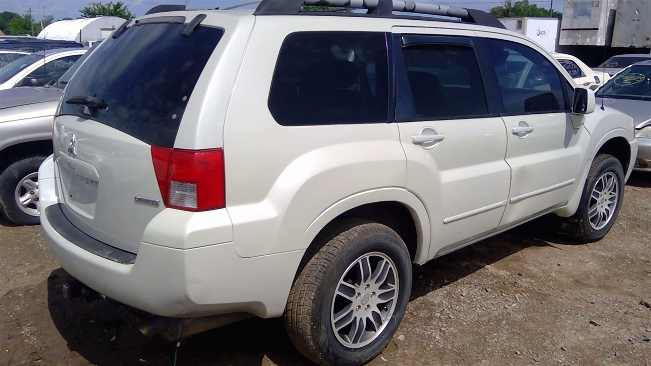https://f005.backblazeb2.com/file/img-partshotlines-com/Inventory/EX366/Vehicle/10457_10.jpg