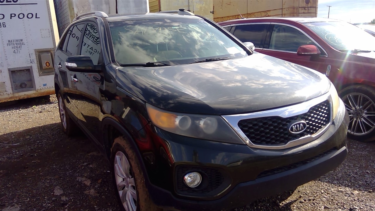 https://f005.backblazeb2.com/file/img-partshotlines-com/Inventory/EX366/Vehicle/10460_08.jpg