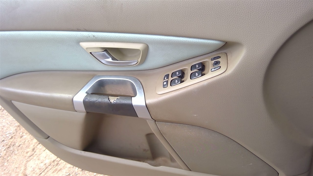 https://f005.backblazeb2.com/file/img-partshotlines-com/Inventory/EX366/Vehicle/10464_04.jpg