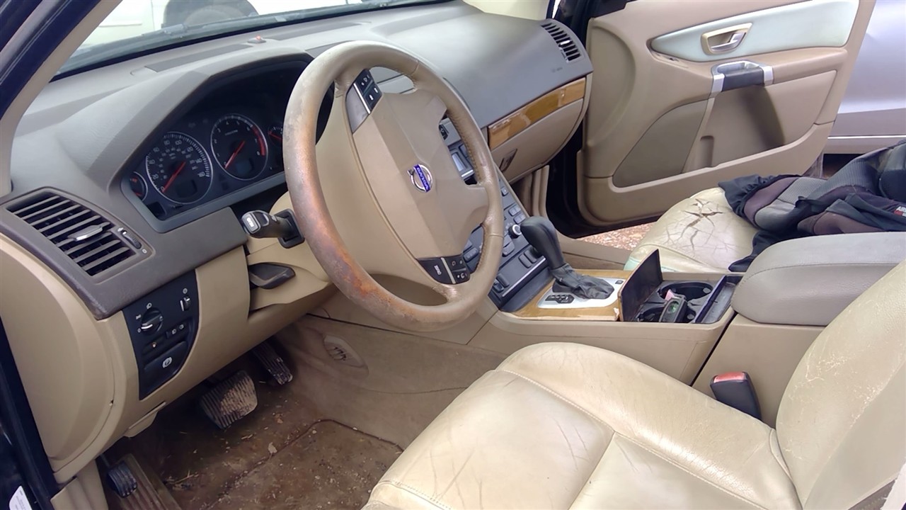 https://f005.backblazeb2.com/file/img-partshotlines-com/Inventory/EX366/Vehicle/10464_06.jpg