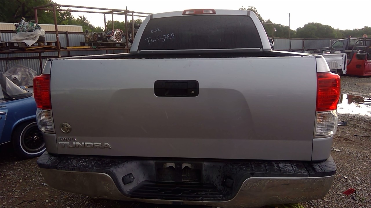 https://f005.backblazeb2.com/file/img-partshotlines-com/Inventory/EX366/Vehicle/10482_09.jpg