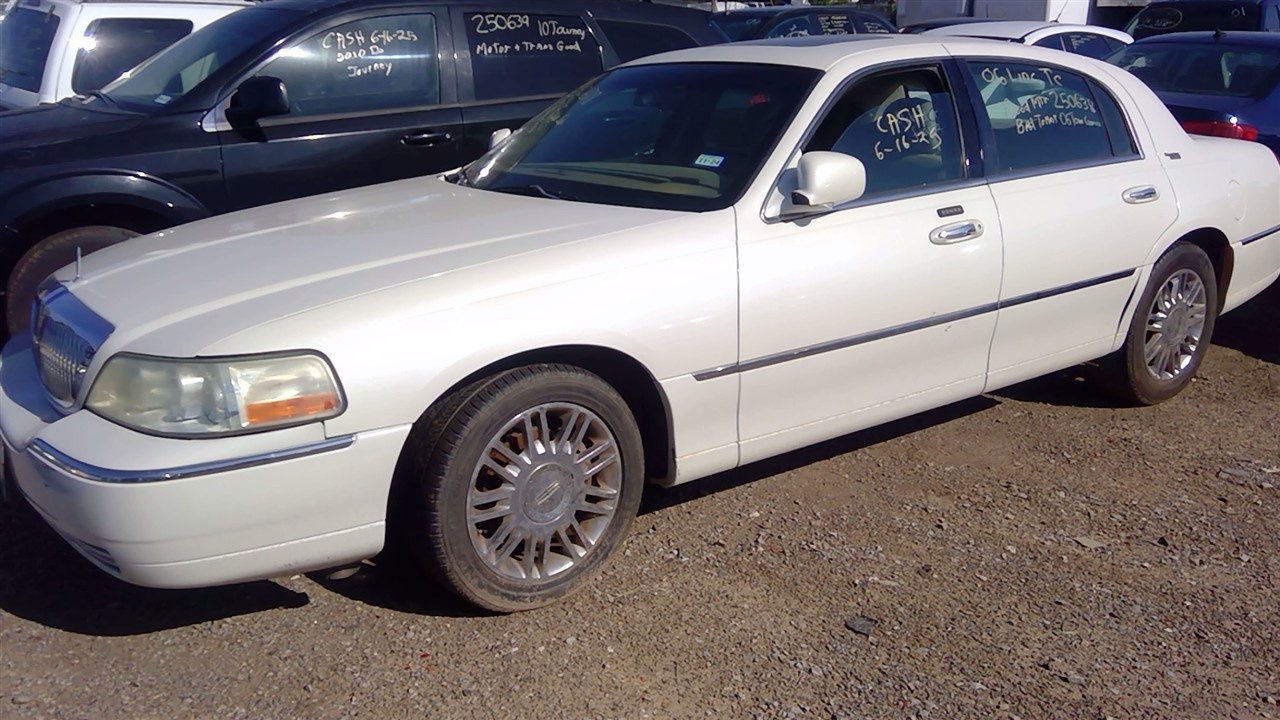 https://f005.backblazeb2.com/file/img-partshotlines-com/Inventory/EX366/Vehicle/10507_06.jpg