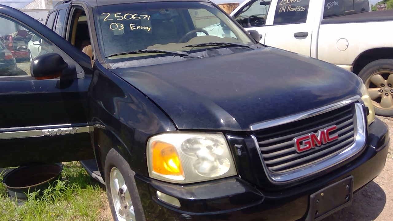 https://f005.backblazeb2.com/file/img-partshotlines-com/Inventory/EX366/Vehicle/10540_04.jpg