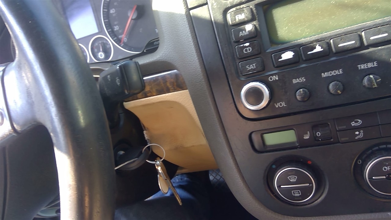 https://f005.backblazeb2.com/file/img-partshotlines-com/Inventory/EX366/Vehicle/10544_01.jpg