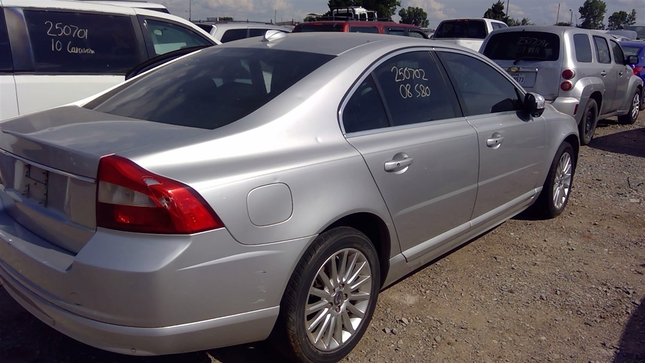 https://f005.backblazeb2.com/file/img-partshotlines-com/Inventory/EX366/Vehicle/10571_09.jpg