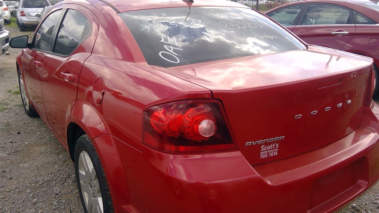 https://f005.backblazeb2.com/file/img-partshotlines-com/Inventory/EX366/Vehicle/10574_09.jpg
