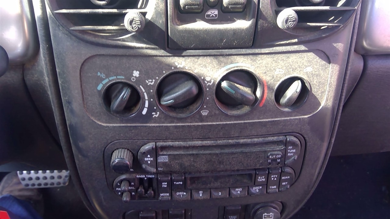 https://f005.backblazeb2.com/file/img-partshotlines-com/Inventory/EX366/Vehicle/10594_01.jpg