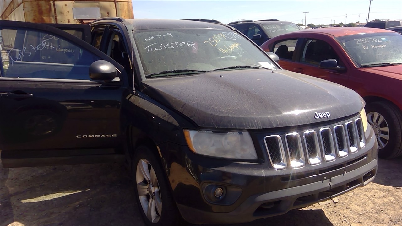 https://f005.backblazeb2.com/file/img-partshotlines-com/Inventory/EX366/Vehicle/10602_08.jpg