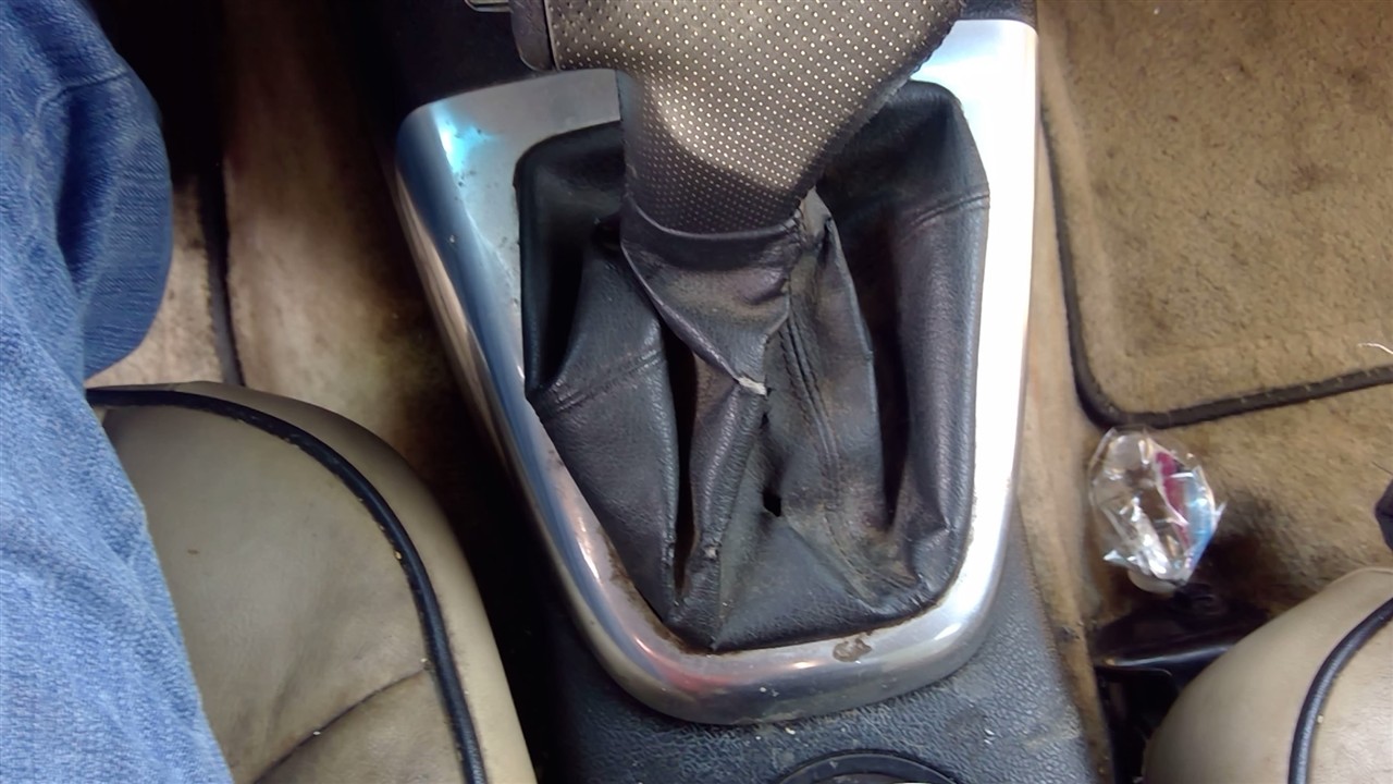 https://f005.backblazeb2.com/file/img-partshotlines-com/Inventory/EX366/Vehicle/10622_02.jpg